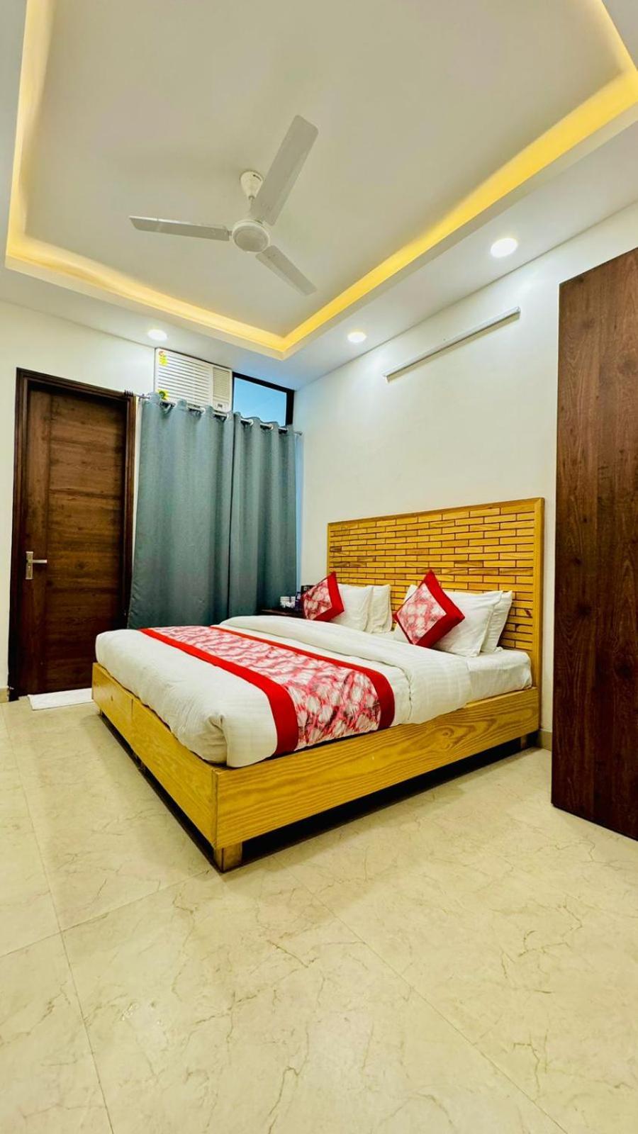 Hotel Ashram View Just 10 Minute Away Form Nizamuddin Railway Station 新德里 外观 照片